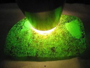 翡翠事件吃瓜,揭秘背后真相，吃瓜群众围观大戏