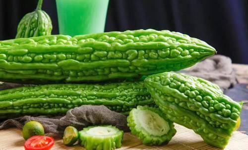 怎么切蜜瓜吃不苦,轻松告别苦味享受甜蜜滋味