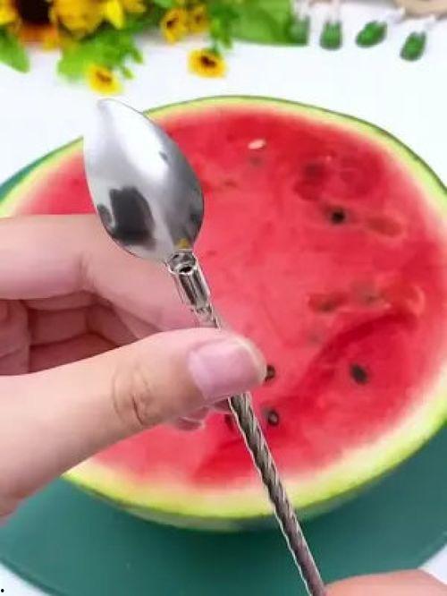 吃瓜铁锹勺子,揭秘日常生活中的趣味发明